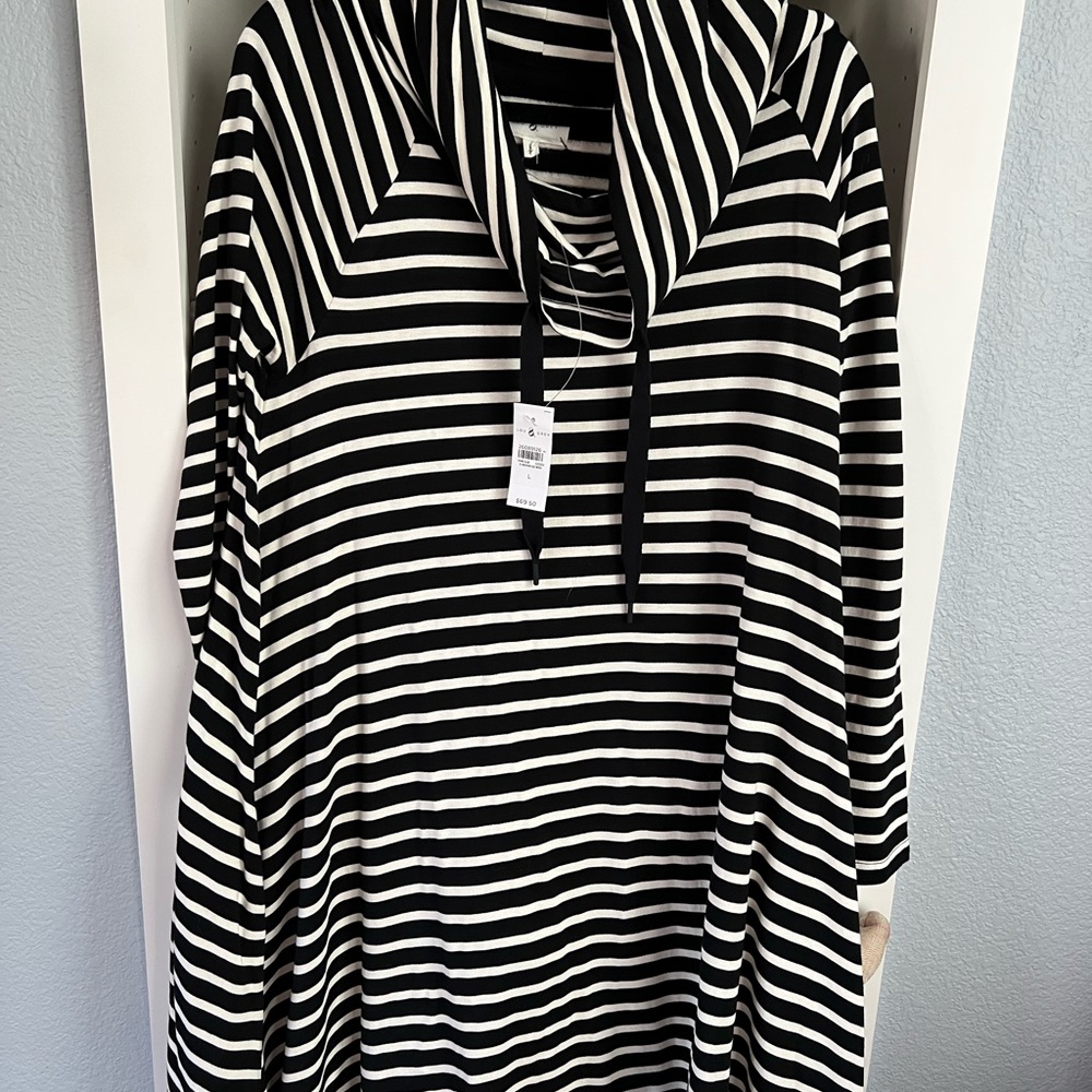 Lou Grey Cowl Neck Dress NWT - Large